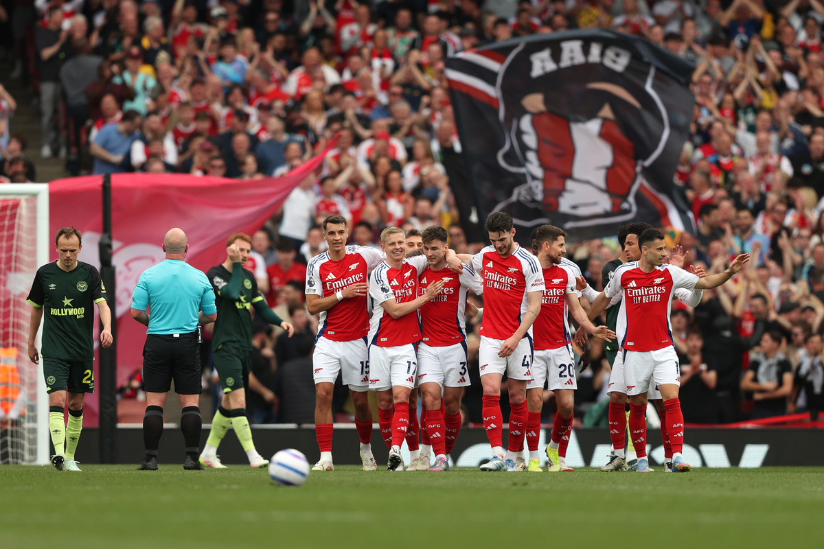 罗马诺：尤尔曼德不是尤文冬窗目标，球员不会在1月离开葡体（罗马诺：尤文冬窗不追尤尔曼德，球员1月不会离开葡体）