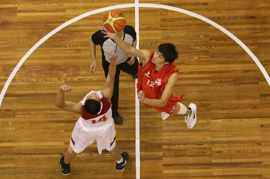 西甲战报：塔雷加乌龙，杜罗绝平，瓦伦西亚1-1平塞维利亚（西甲：塔雷加自摆乌龙，杜罗读秒救主，瓦伦西亚1-1战平塞维利亚）