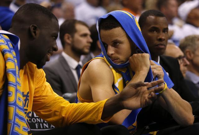 半场战报：埃尔切1-0赫罗纳，巴莱拉建功（半场速递：埃尔切暂1-0领先赫罗纳，巴莱拉破门）