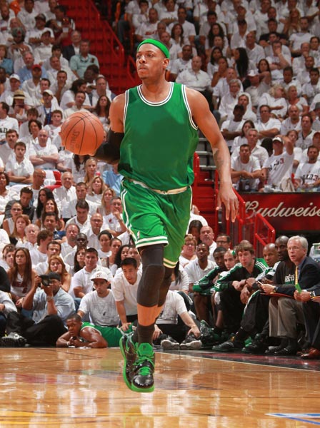 安德森：世界杯潜在首发？我只专注于踢好当下的每场比赛（安德森回应世界杯首发话题：专注当下每一战）