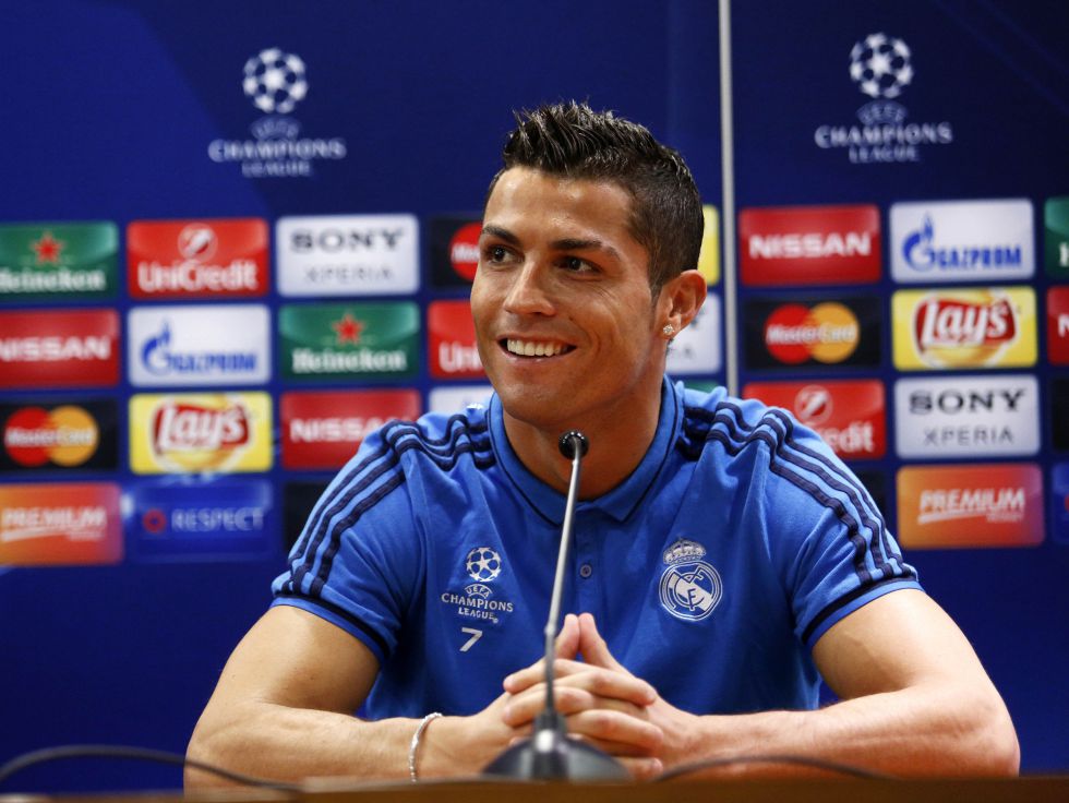 阿迪达斯官方：22款2026年国家队球衣将于11月6日开始发售（阿迪达斯宣布：2026年国家队22款球衣将于11月6日开售）